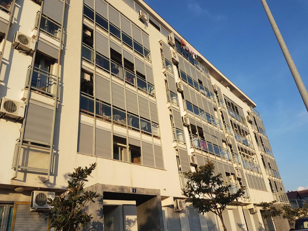 Delta Apartment Podgorica Esterno foto